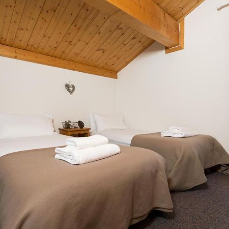 Madame Vacances Les Chalets Des Alpages ลาปลาญ ภายนอก รูปภาพ