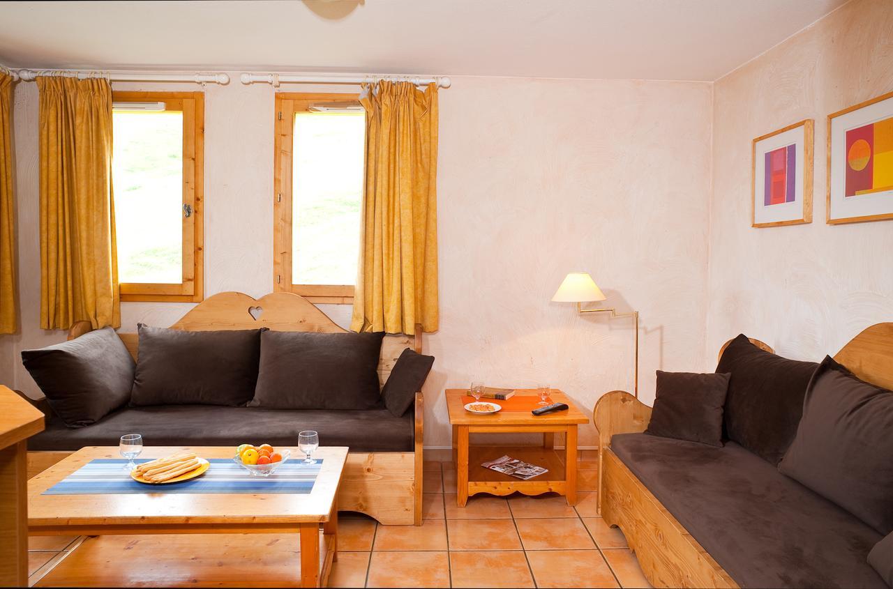 Madame Vacances Les Chalets Des Alpages ลาปลาญ ภายนอก รูปภาพ
